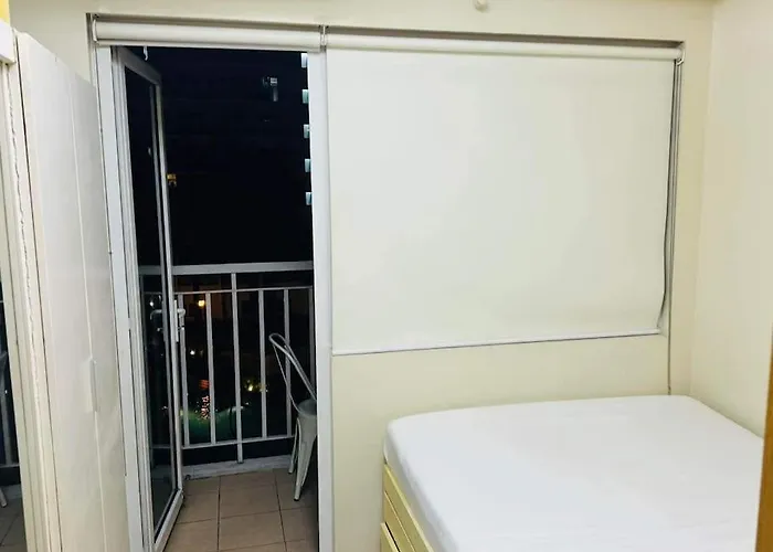 Apartment Shell C22 Shortwalk Moa Balcony Poolview Manila