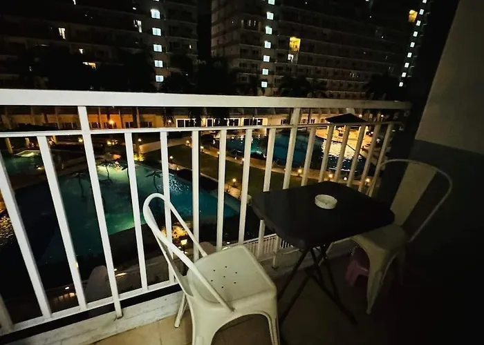 Shell C22 Shortwalk Moa Balcony Poolview Apartment