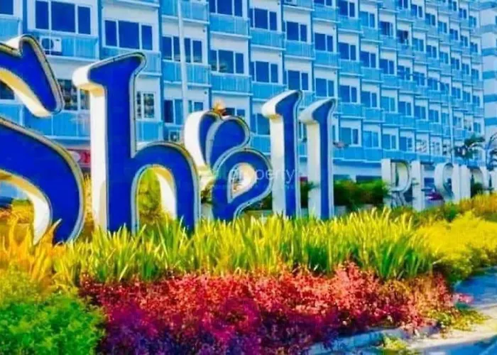 Shell C22 Shortwalk Moa Balcony Poolview Apartment